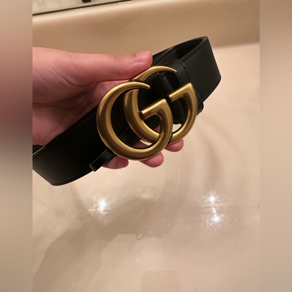 GG Marmont belt with gold hardware.  Size 30-33. - Picture 7 of 11
